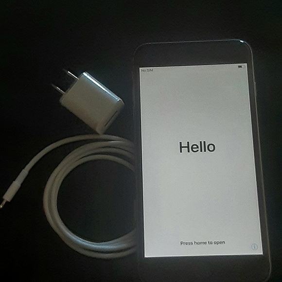 Iphone 6 Plus ios 12 (Silver)